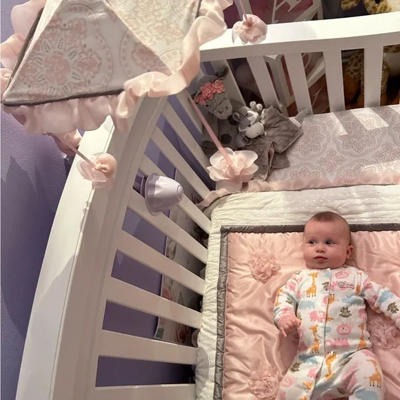 Peanutshell Arianna crib set - Picture 6 of 7